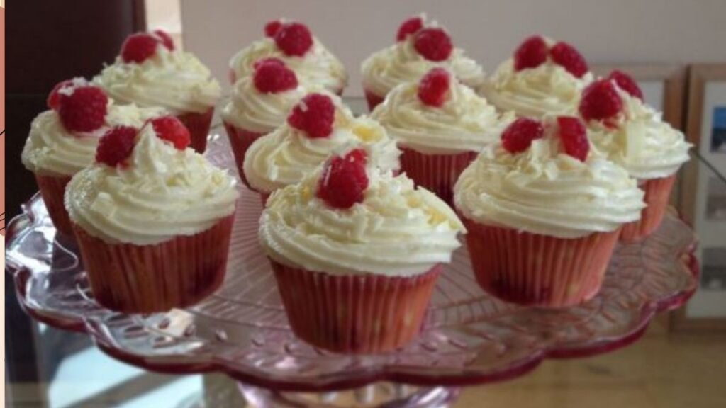 Raspberry White Chocolate Cupcakes