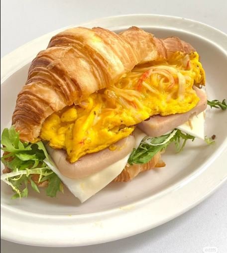 Croissant Sandwich 